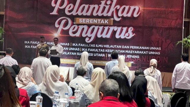 Menteri Pertanian yang juga Ketua Umum KKSS, Andi Amran Sulaiman memberikan sambutan di acara Pulang Kampung KKSS, menegaskan komitmen organisasi dalam pembangunan ||iga_@harian.news