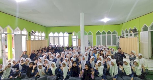 KemenHAM Sulsel Ajak Pelajar Takalar Ciptakan Generasi Peduli Kemanusiaan melalui Koppeta HAM