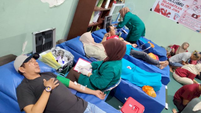 Bunda Pustaka SD Negeri Borong dan PMI Makassar Gelar Donor Darah