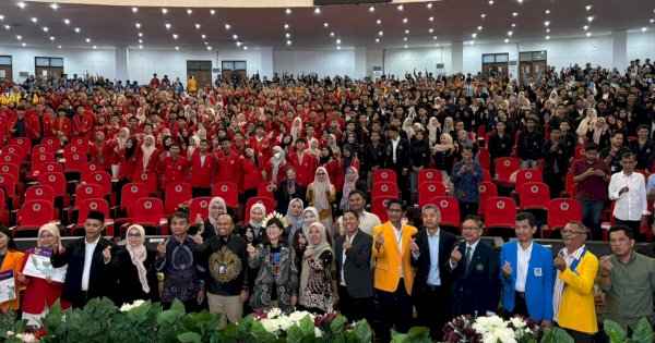 Wamen Pendidikan Tinggi, Sains dan Teknologi Sapa 1.236 Peserta KIP-K di Makassar