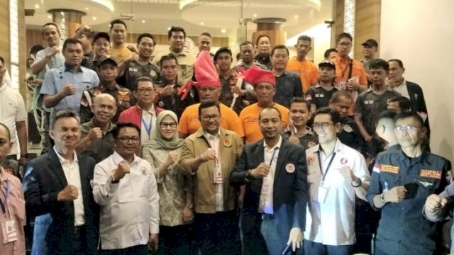 Darmawangsyah Muin terpilih secara aklamasi sebagai Ketua KONI Sulsel 2025-2029 di Musorprov KONI Sulsel, Hotel Santika, Makassar ||handover_yoz@harian.news