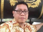 Demokrasi dan Rumah Besar Ketua RT