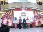 Hadiri Expo Kreatif di TSM, Ketua Dekranasda Dukung Pengembangan Produk Andalan UMKM