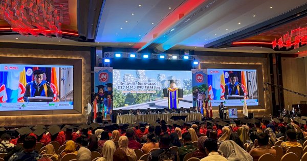 Wisuda Nobel Disorot, Tampilkan Nuansa Roblox yang Memukau