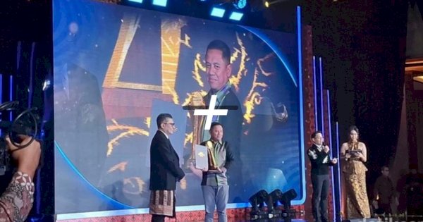 Amran Sulaiman Raih ‘Tokoh Transformasi Pertanian Modern’ detikcom Awards 2025