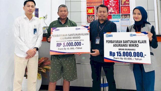 BRI Panakkukang Serahkan Klaim Asuransi Mikro Kerusakan Usaha Kepada Nasabah Terdampak