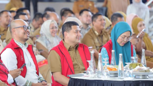 Munafri&ndash;Aliyah Luncurkan &ldquo;Makassar Berjasa&rdquo;, untuk Pekerja Rentan