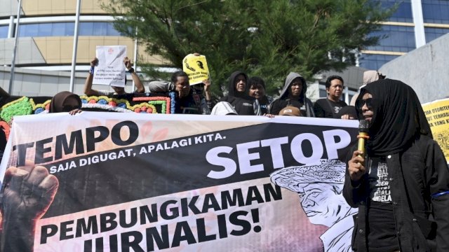 Aksi di depan AAS Building, Selasa (4/11). Dok. Ist