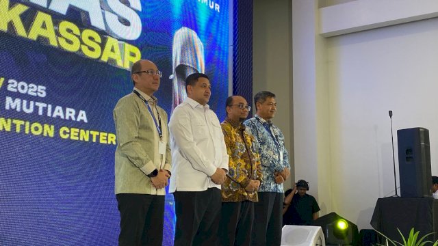 Pembukaan GIIAS Makassar 2025 di Summarecon Makassar. (Foto: Gita)