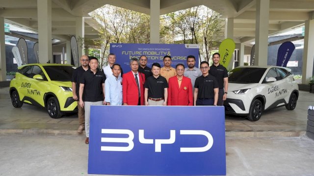 BYD Goes to Campus: Technology Roadshow of Future Mobility & Innovation Showcase di Universitas Hasanuddin. (Foto: BYD)