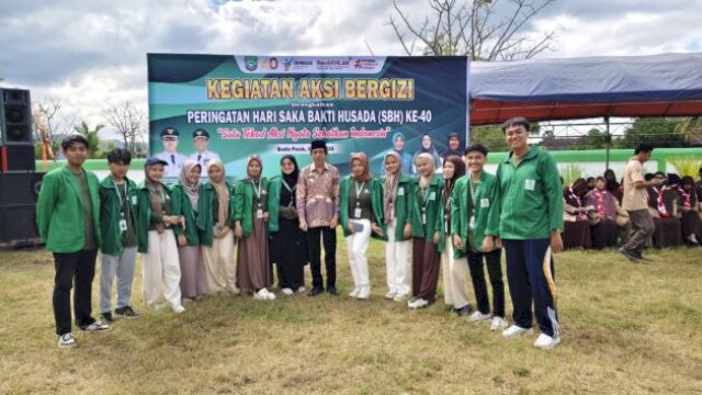 kegiatan Aksi Bergizi yang dirangkaikan dengan Peringatan Hari Saka Bakti Husada (SBH) ke-40 di Pondok Pesantren Asshiratal Mustaqim DDI Pangkep, Bonto Perak, Kamis (31/7) ||handover 