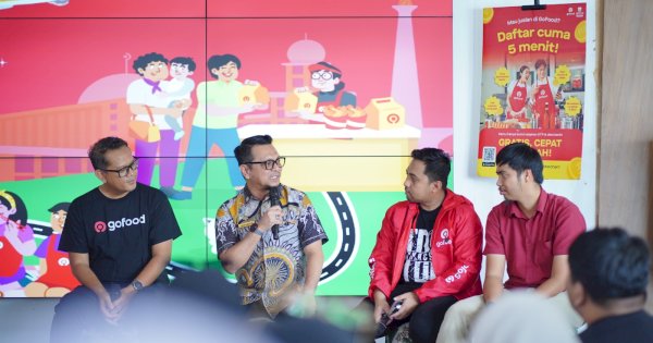 Gojek Percepat Digitalisasi UMKM Kuliner Makassar Lewat Inisiatif “Maju Bersama GoFood”