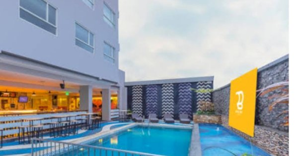 Rayakan Pergantian Tahun Baru 2026 di Royal Bay Bertajuk &#8220;Langit  Timur Indonesia&#8221;