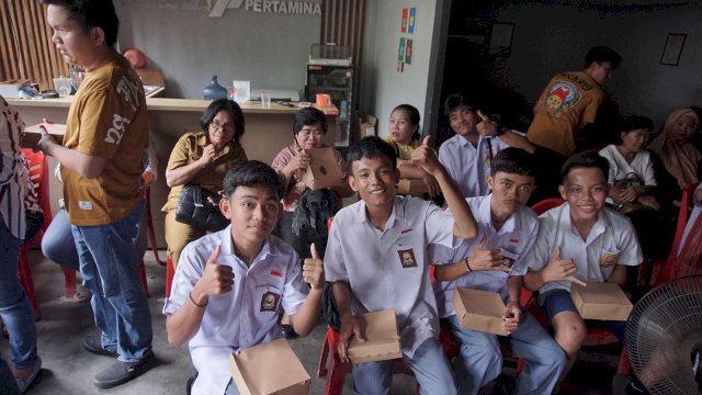 Pertamina Patra Niaga Regional Sulawesi melalui Integrated Terminal Bitung kembali menunjukkan komitmennya terhadap pemberdayaan penyandang disabilitas.