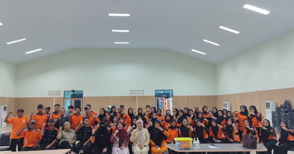 Garda Terdepan Kebersihan, Petugas Cleaning Service RSUD HASDR Dapat Pembinaan PPI