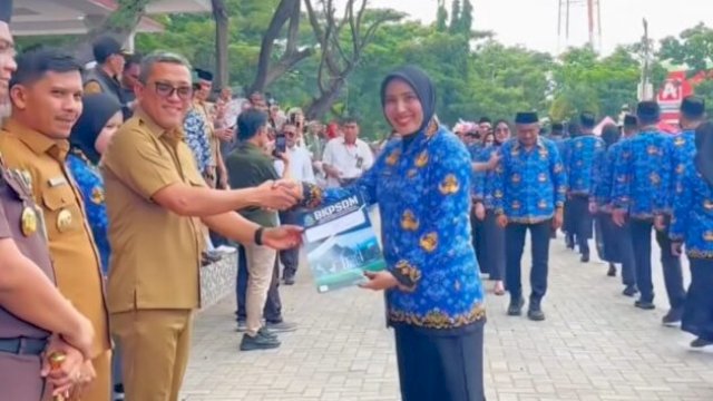 Pemerintah Kabupaten Jeneponto serahkan SK PPPK Paruh Waktu kepada 6.139 pegawai ||Ist_aswin@harian.news 