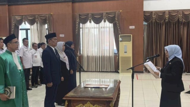 Nasrullah Mustamin, resmi dilantik kembali sebagai Direktur PDAM Sinjai untuk masa jabatan 2025&ndash;2030 ||irman@harian.news 