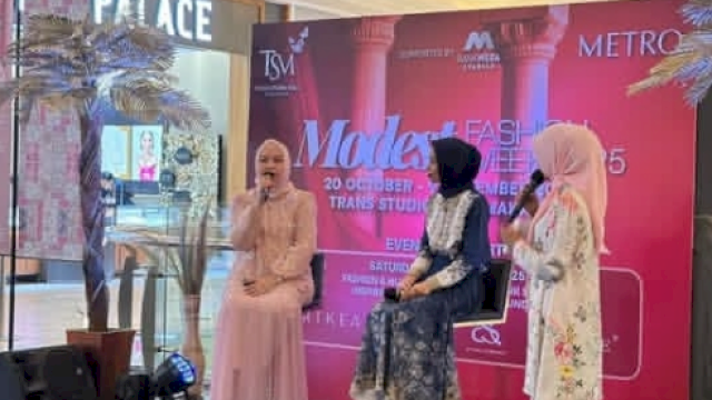 Dispar Makassar Hadiri Metro Modest Fashion Week 2025, Dukung Pertumbuhan Ekraf Fesyen