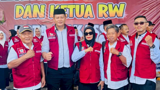 Pengurus baru RW 007 Minasa Upa Makassar. (Foto: ist)