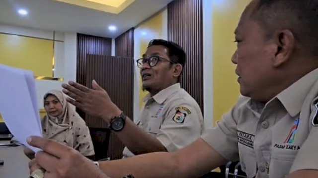 Direktur Utama Ali Gauli Arief didampingi Direktur Operasional Rusli Patara. (Foto: Humas Pemkot Makassar)