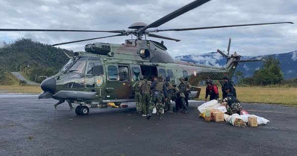 TNI AU Kerahkan Helikopter Caracal untuk Pencarian Pesawat ATR 42-500