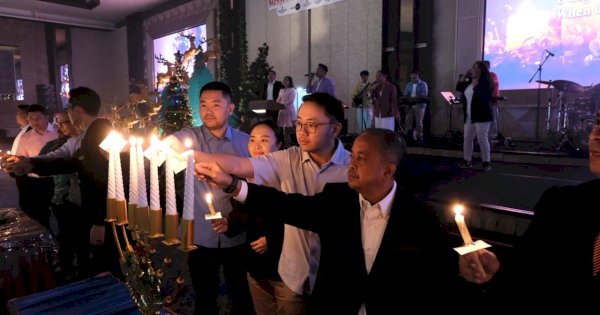 1.200 Karyawan Phinisi Hospitality Gelar Perayaan Natal di Hotel Claro Makassar