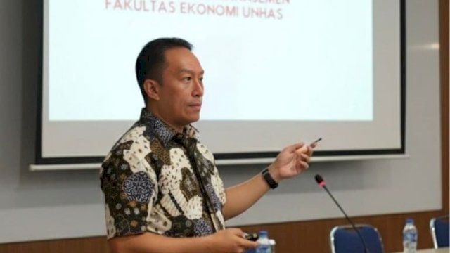 Ady Suriadi, Sekretaris I AM Unhas dan Ketua Panpel Mubes. 