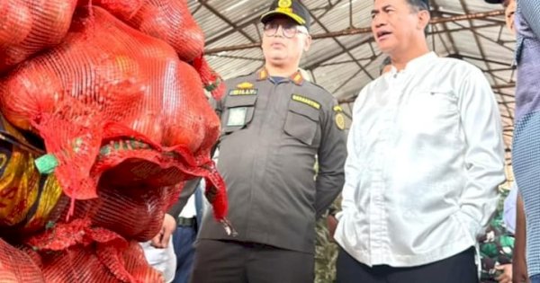 Telepon Subuh Mentan Amran Berujung Gagalnya Penyelundupan Bawang Bombay Ilegal 133,5 Ton di Semarang