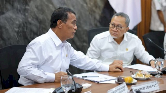 Menko Pangan Apresiasi Terobosan Mentan Amran Turunkan Harga Pupuk Bersubsidi 20 Persen