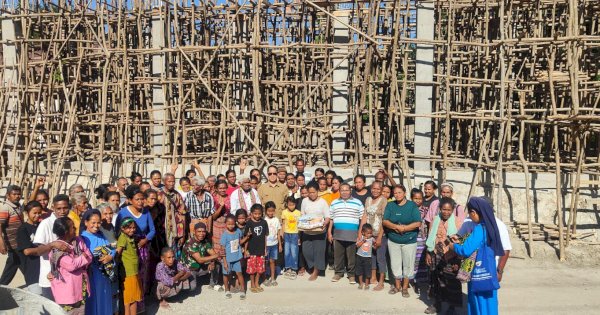 Sandiana Soemarko Ulurkan Tangan, Kapela St Antonius Padua di TTS Dibangun