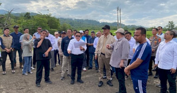 Mentan Amran: Hilirisasi Ayam Terintegrasi di Bone Untungkan Peternak, Ekonomi Daerah Tumbuh