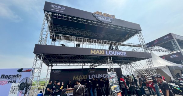 MAXI Yamaha dan PRO STREET Rayakan Satu Dekade Lewat MAXI Drag Combat di Bandung