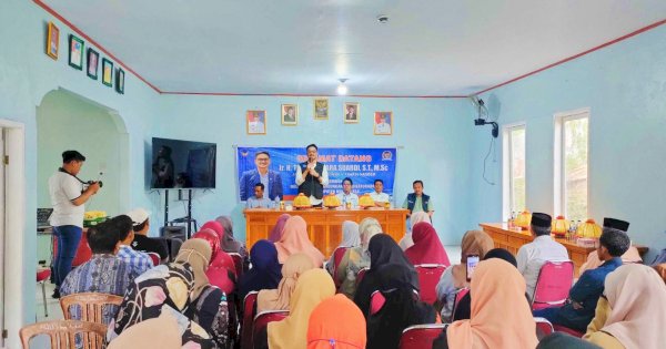 Meski Suara Tak Banyak, Teguh Iswara Tetap Hadir untuk Warga Desa Kambuno Bulukumba