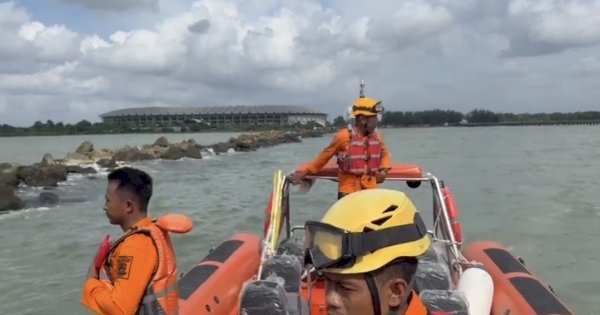 Anak 5 Tahun Terseret Ombak di Pesisir Pattingalloang Gowa, Tim SAR Gabungan Lakukan Pencarian