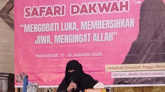 Ustadzah Khadijah Peggy Melati Sukma. Foto: dok