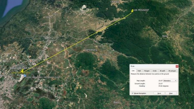Rekaman rute penerbangan pesawat ATR 42-500 Indonesia Air Transport di Maros, Sulawesi Selatan ||handover 