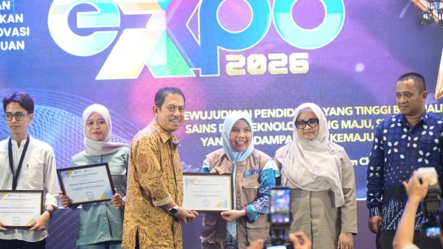 Unismuh Makassar Borong Dua Penghargaan di Expo LLDIKTI IX 2026