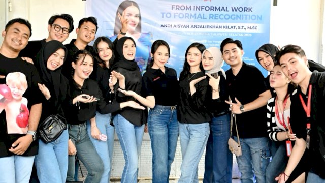 Lewat Workshop di Lantebung, Anjaliekhan Dorong Ibu Pengolah Kepiting Naik Kelas