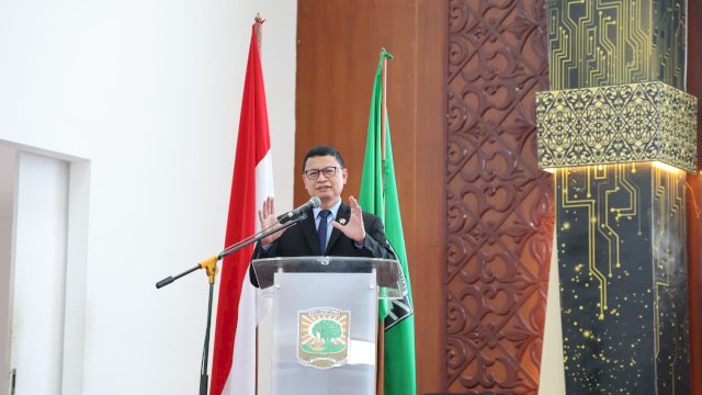 Prof Taruna Ikrar menyampaikan kuliah umum tentang peran perguruan tinggi dalam menciptakan inovasi untuk masyarakat, Universitas Andalas, Padang ||ho