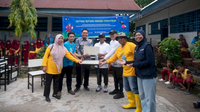 Ekonomi Sirkular dari Pesisir Untia, Sampah Plastik Disulap Jadi Fasilitas Pendidikan