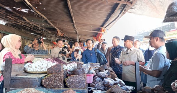 Pemprov Sulsel Pastikan Harga Sembako Aman, Warga Diminta Tetap Tenang