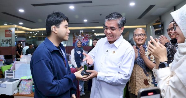 Tak Cukup Sertifikat Magang, Menaker Wajibkan Uji Kompetensi bagi Peserta Maganghub 2025
