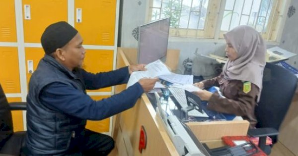 LSM SOMASI Laporkan Dugaan Korupsi Dana BOS SMKN 2 Gowa