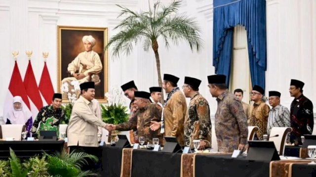 Presiden Prabowo Subianto gelar silaturahmi dengan tokoh agama dan ormas Islam, bahas pembangunan perkampungan haji di Arab Saudi dan pengelolaan dana umat ||doc sekretariatkabinet