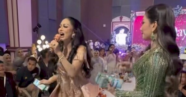 Krisdayanti Terima Saweran di Ultah Fenny Frans, Aktivis Budaya Gowa Desak Pencopotan Predikat Diva