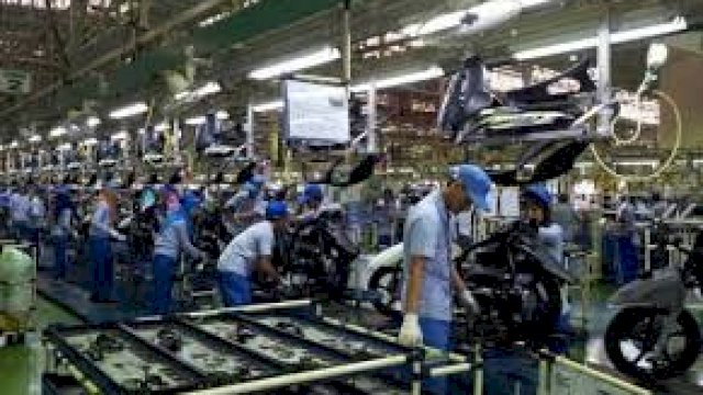 15 SMK Sulselbar Kunjungi Pabrik Yamaha, Belajar Langsung Proses Produksi Motor
