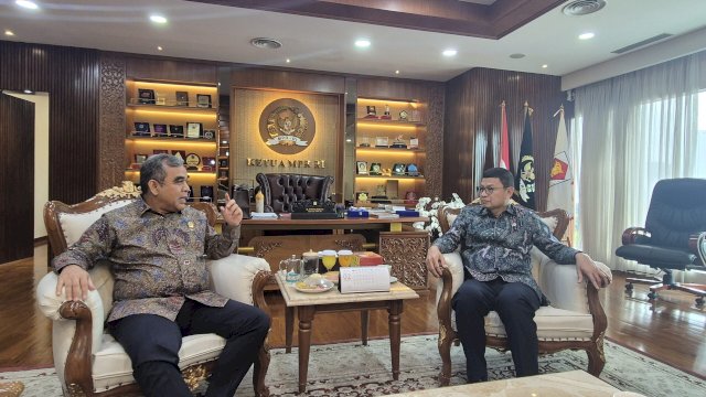 Ketua MPR RI, Ahmad Muzani bersama Kepala BPOM RI, Taruna Ikrar, di Jakarta, Selasa (3/2). || ist