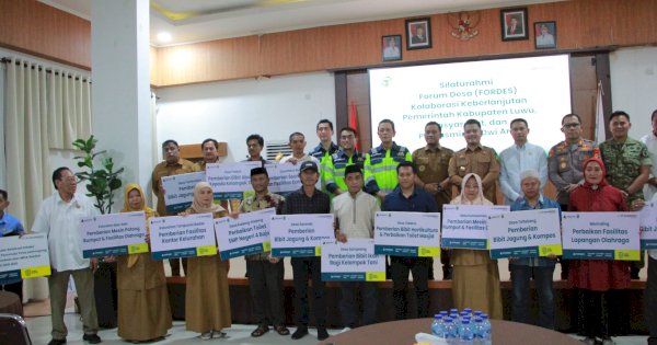 Pemkab Luwu dan Masmindo Dwi Area Serahkan Sejumlah Program untuk 21 Desa