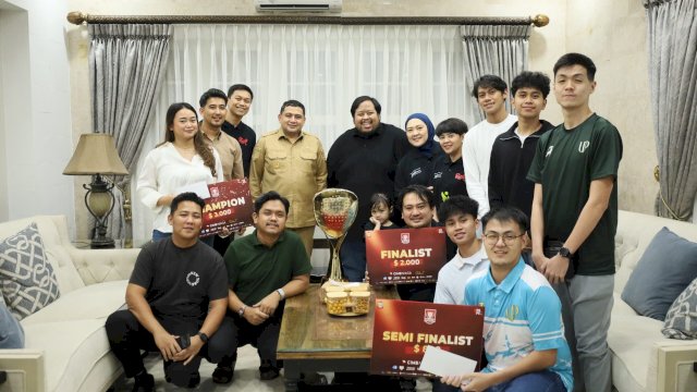 Pemenang Liga Mulia Padel Ramadhan 2026 diterima Wali Kota Makassar, Munafri Arifuddin, Selasa (10/3) malam. (Dok. Ist)