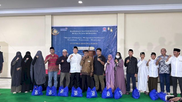 Bosowa Peduli Bagikan 1.000 Paket Sembako untuk 15 Desa di Barru